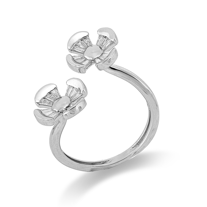 Ring    aus 750/-18 Karat Weißgold mit 24 Diamanten 0