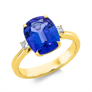 Ring mit Tansanit  aus 750/-18 Karat Gelbgold mit 2 Diamanten 0