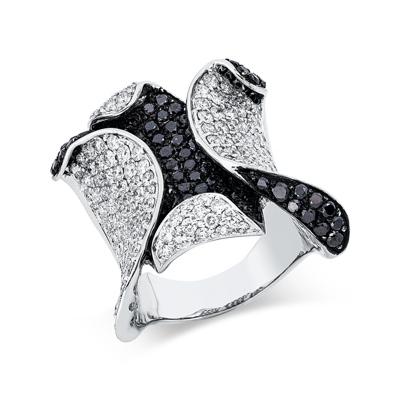 Ring    aus 750/-18 Karat Weißgold mit 253 Diamanten 5