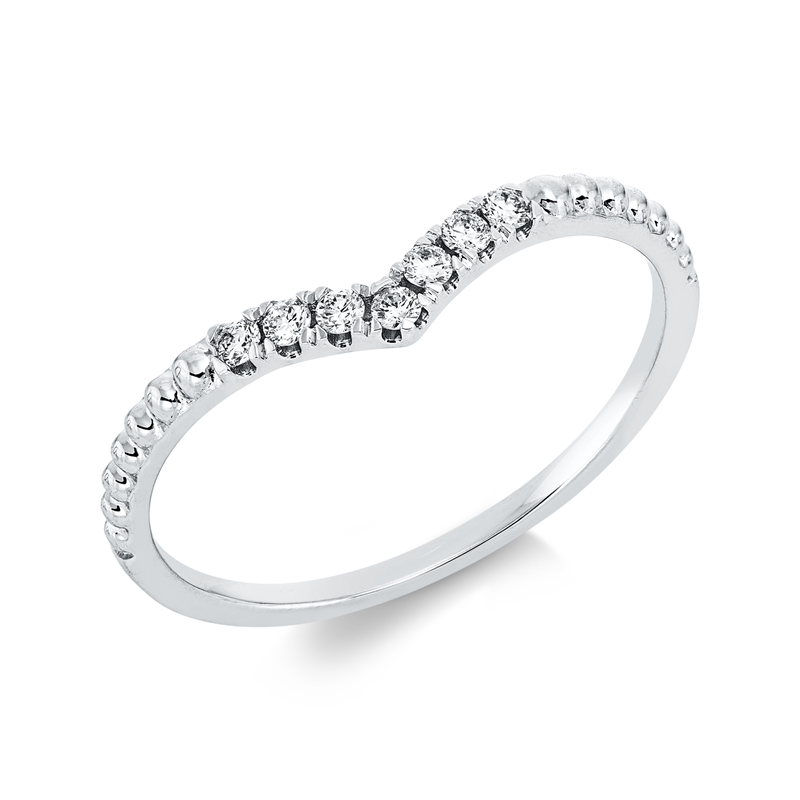 Ring    aus 750/-18 Karat Weißgold mit 7 Diamanten 0