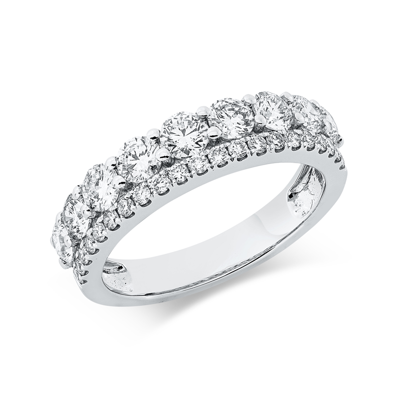Ring    aus 750/-18 Karat Weißgold mit 30 Diamanten 1