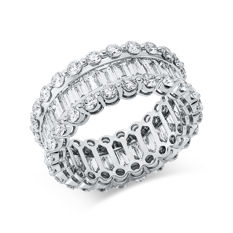 Ring    aus 750/-18 Karat Weißgold mit 80 Diamanten 4