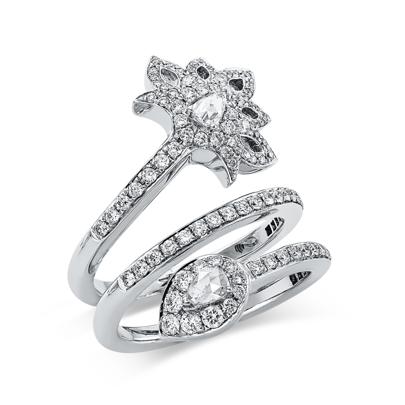Ring    aus 750/-18 Karat Weißgold mit 110 Diamanten 1