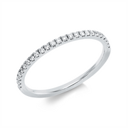 Ring    aus 750/-18 Karat Weißgold mit 25 Diamanten 0