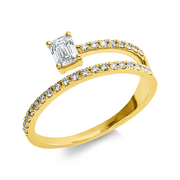 Ring    aus 750/-18 Karat Gelbgold mit 28 Diamanten 0
