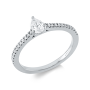 Ring    aus 750/-18 Karat Weißgold mit 25 Diamanten 0