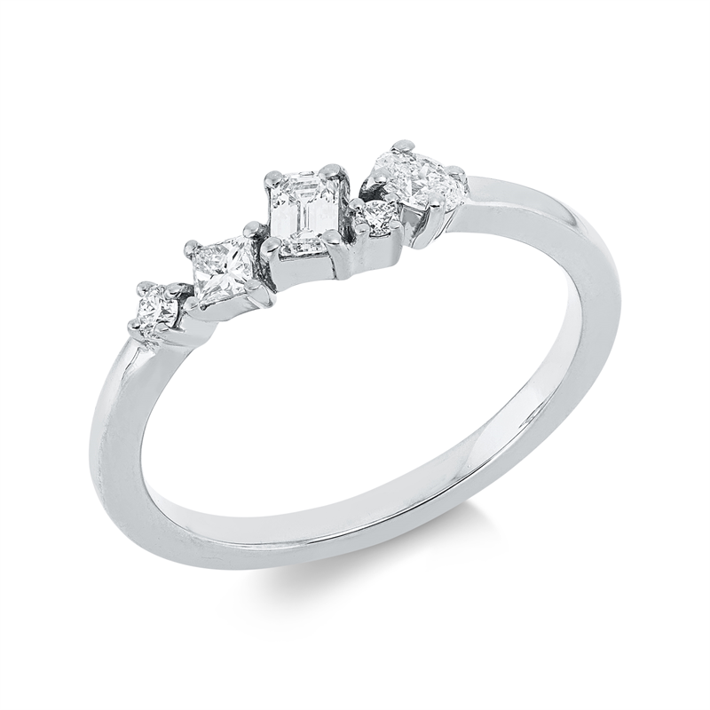 Ring    aus 750/-18 Karat Weißgold mit 5 Diamanten 0