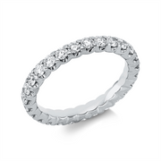 Ring    aus 750/-18 Karat Weißgold mit 27 Diamanten 1