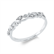 Ring    aus 750/-18 Karat Weißgold mit 5 Diamanten 0