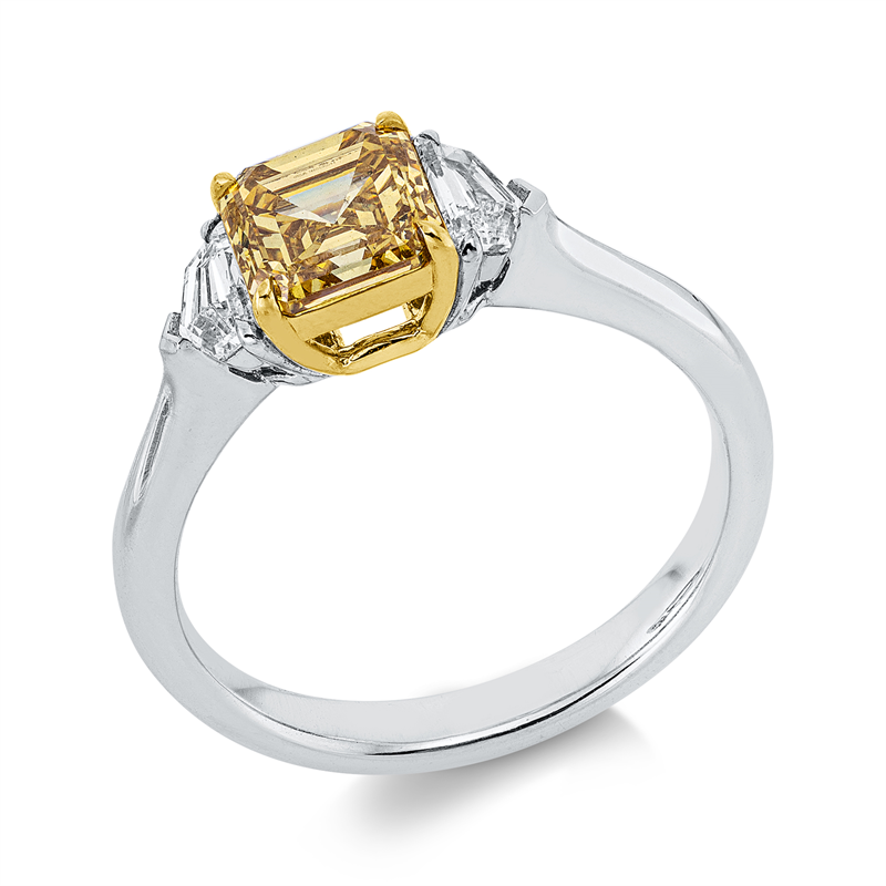 Ring    aus 750/-18 Karat Weißgold / Gelbgold mit 3 Diamanten 1
