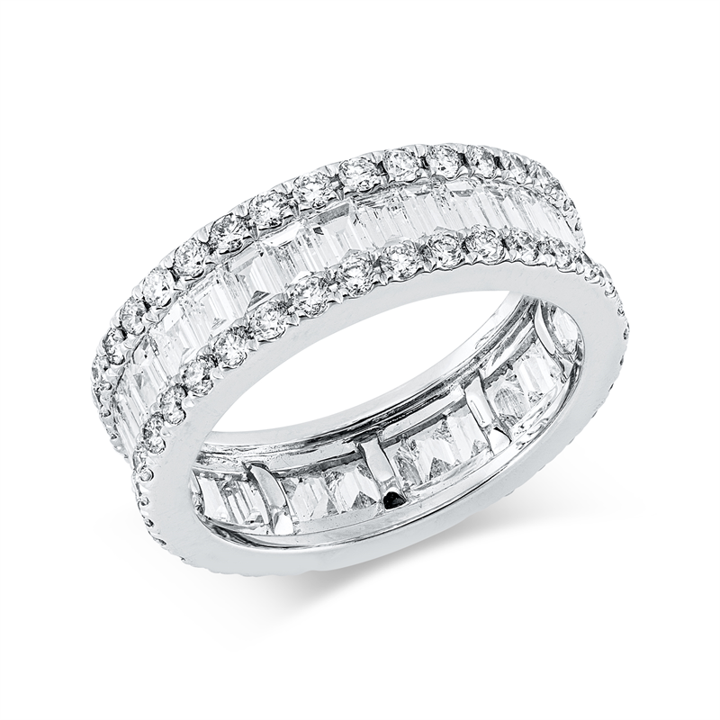 Ring    aus 585/-14 Karat Weißgold mit 102 Diamanten 3 ct