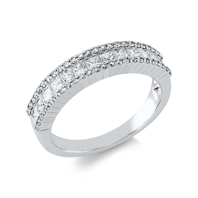 Ring    aus 750/-18 Karat Weißgold mit 63 Diamanten 0