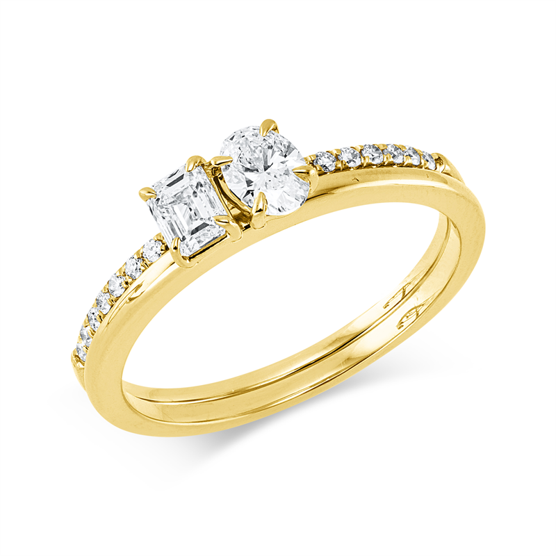 Ring    aus 750/-18 Karat Gelbgold mit 21 Diamanten 0