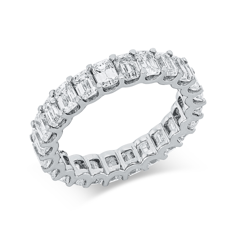 Ring    aus 750/-18 Karat Weißgold mit 24 Diamanten 4