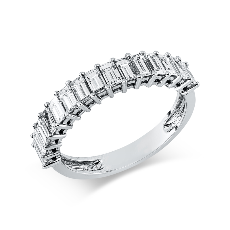 Ring    aus 750/-18 Karat Weißgold mit 15 Diamanten 1