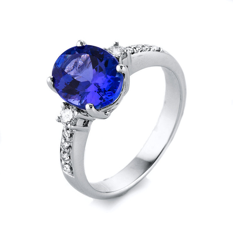 Ring mit Tansanit  aus 750/-18 Karat Weißgold mit 10 Diamanten 0