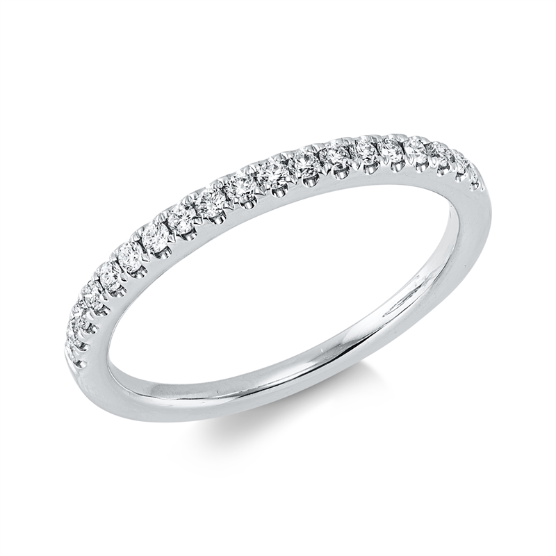 Ring    aus 750/-18 Karat Weißgold mit 19 Diamanten 0