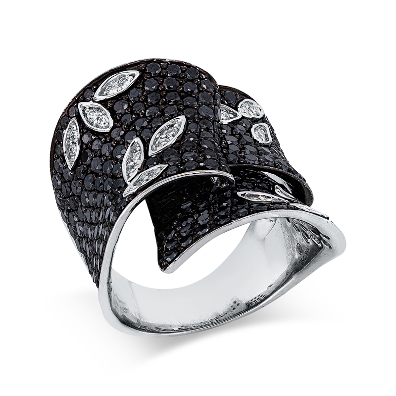 Ring    aus 750/-18 Karat Weißgold mit 229 Diamanten 4