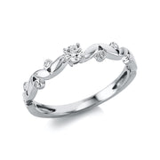 Ring    aus 750/-18 Karat Weißgold mit 7 Diamanten 0