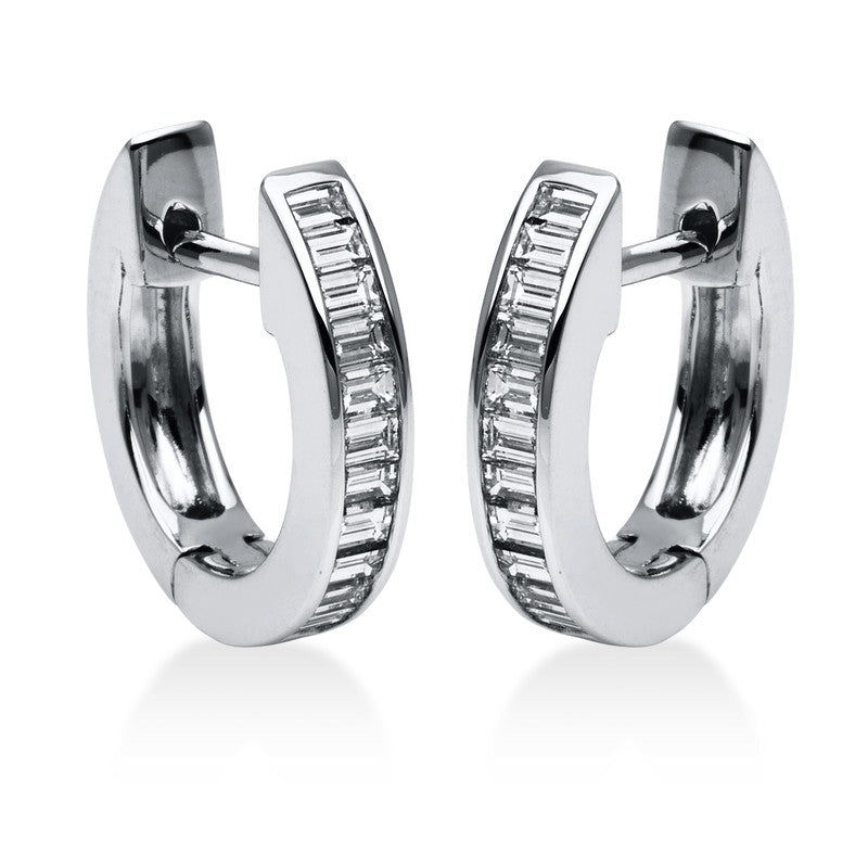 Creolen    aus 750/-18 Karat Weißgold mit 24 Diamanten 0