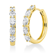 Creolen    aus 750/-18 Karat Gelbgold mit 10 Diamanten 1