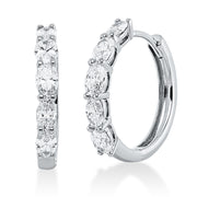 Creolen    aus 750/-18 Karat Weißgold mit 10 Diamanten 1