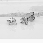 Ohrstecker    aus 750/-18 Karat Weißgold mit 4 Diamanten 0