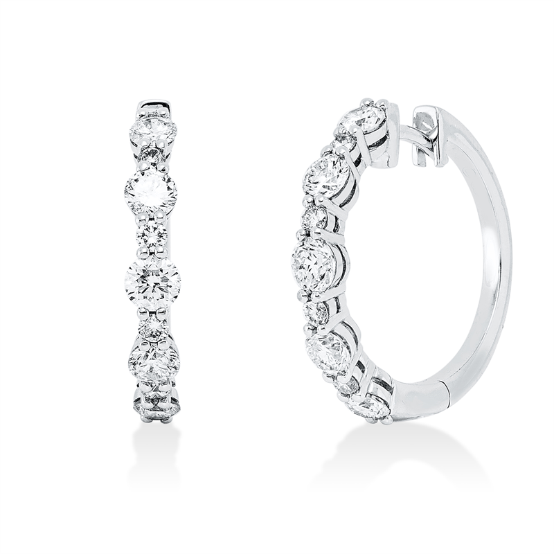 Creolen    aus 750/-18 Karat Weißgold mit 18 Diamanten 1