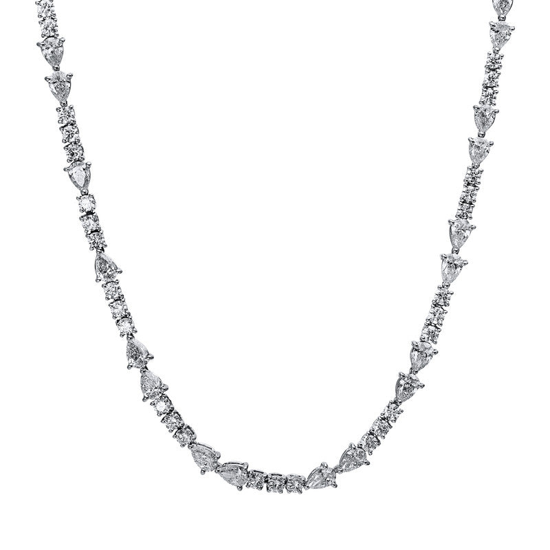 Collier    aus 750/-18 Karat Weißgold mit 179 Diamanten 22