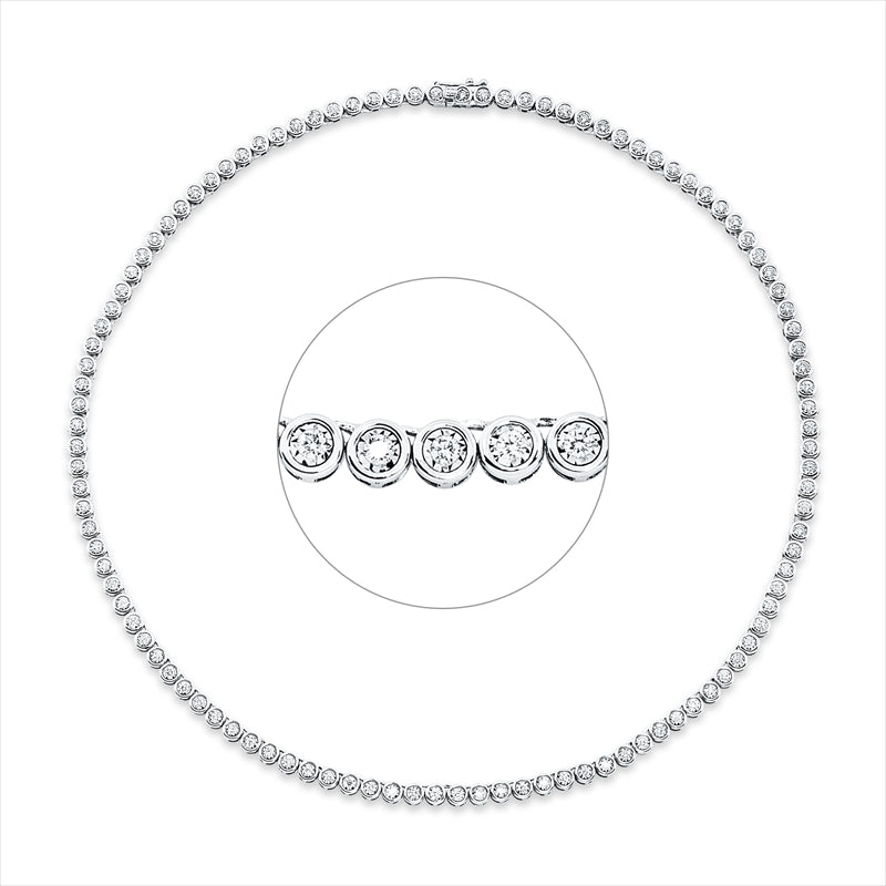 Collier    aus 750/-18 Karat Weißgold mit 108 Diamanten 2