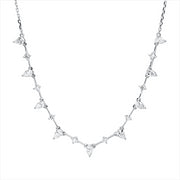 Collier    aus 750/-18 Karat Weißgold mit 17 Diamanten 1