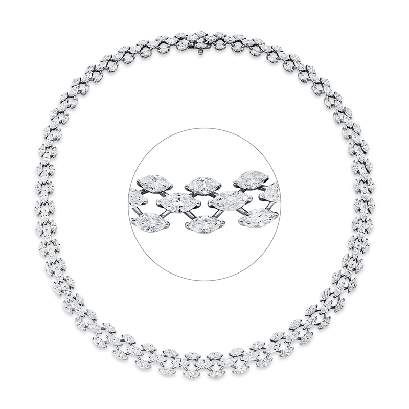 Collier    aus 750/-18 Karat Weißgold mit 153 Diamanten 28
