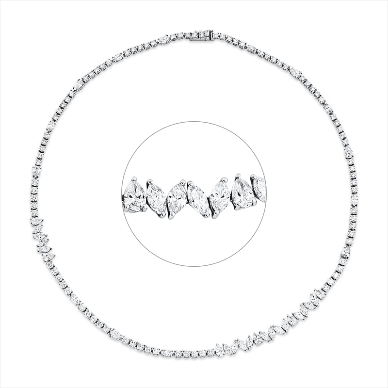 Collier    aus 750/-18 Karat Weißgold mit 121 Diamanten 10