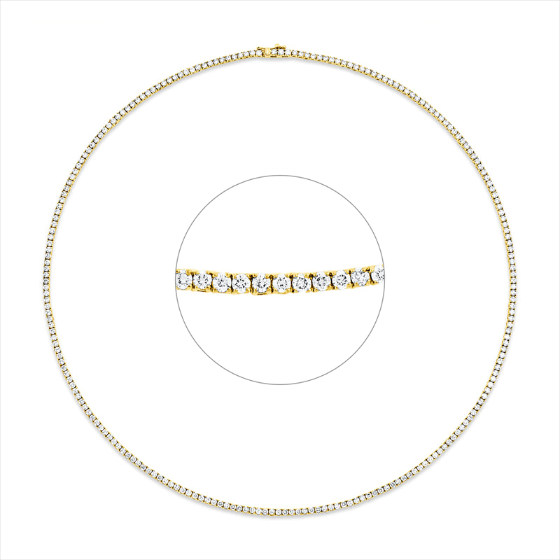 Collier    aus 750/-18 Karat Gelbgold mit 5 Diamanten 226 ct