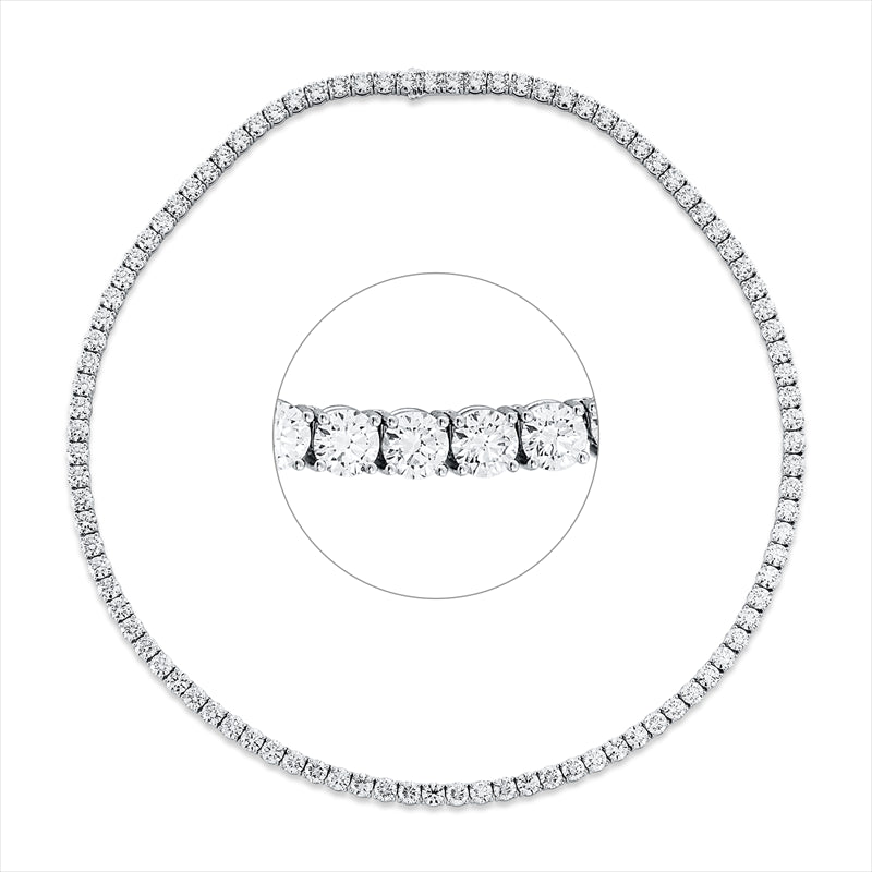 Collier    aus 750/-18 Karat Weißgold mit 97 Diamanten 30