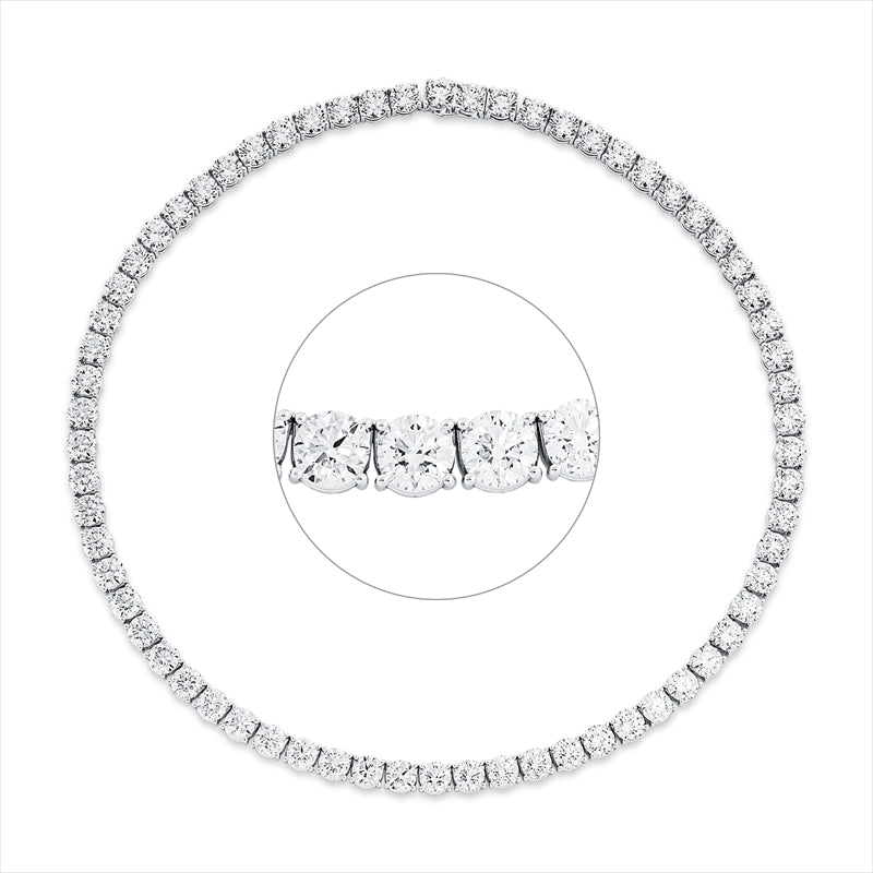 Collier    aus 750/-18 Karat Weißgold mit 66 Diamanten 59