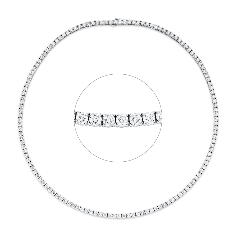 Collier    aus 750/-18 Karat Weißgold mit 135 Diamanten 12