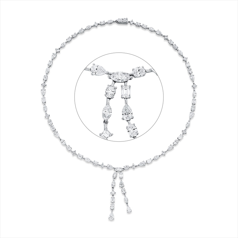 Collier    aus 750/-18 Karat Weißgold mit 72 Diamanten 16