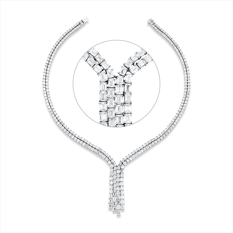 Collier    aus 750/-18 Karat Weißgold mit 281 Diamanten 38