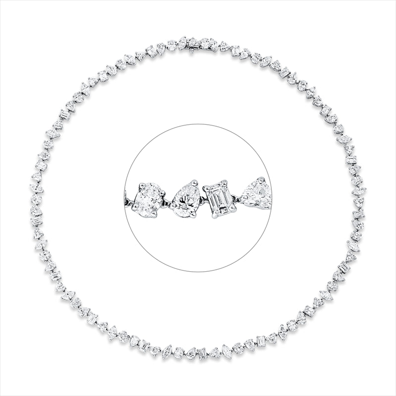 Collier    aus 750/-18 Karat Weißgold mit 88 Diamanten 20