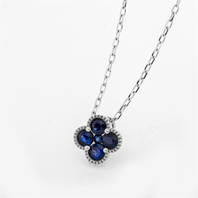 Collier mit Saphir  aus 750/-18 Karat Weißgold  