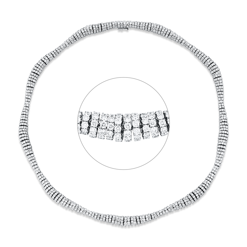 Collier    aus 750/-18 Karat Weißgold mit 1870 Diamanten 40