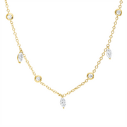 Collier    aus 750/-18 Karat Gelbgold mit 11 Diamanten 1