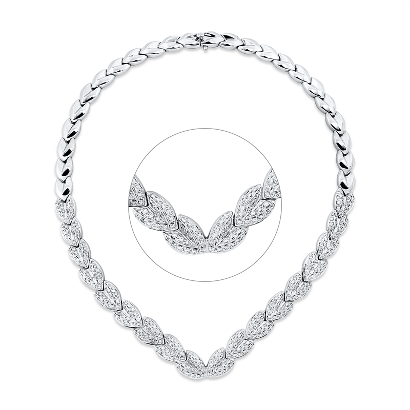Collier    aus 750/-18 Karat Weißgold mit 294 Diamanten 5 ct