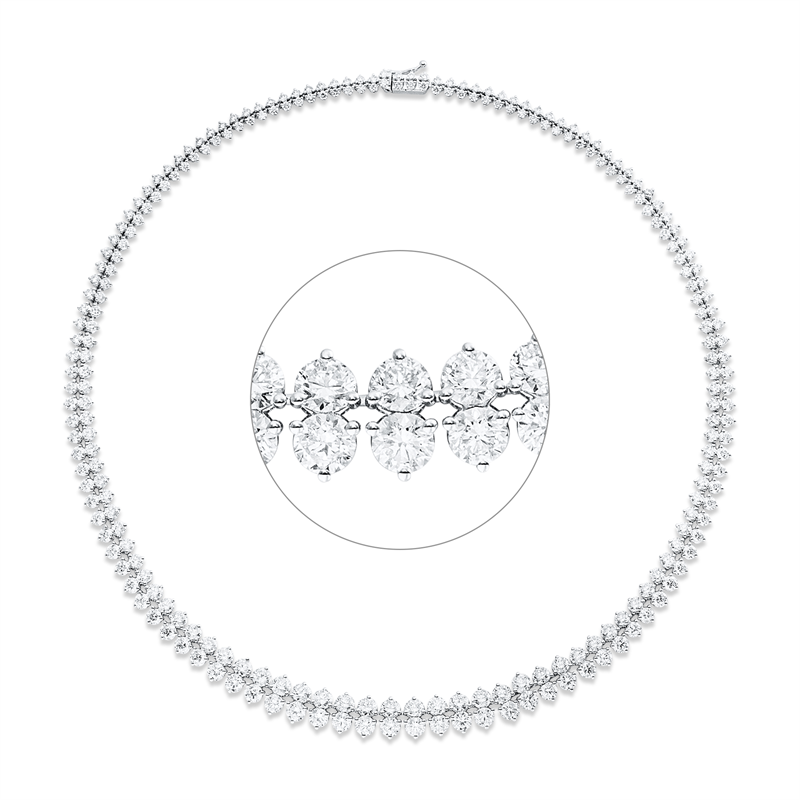 Collier    aus 750/-18 Karat Weißgold mit 246 Diamanten 20