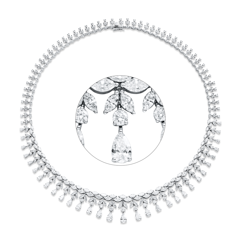 Collier    aus 750/-18 Karat Weißgold mit 419 Diamanten 20