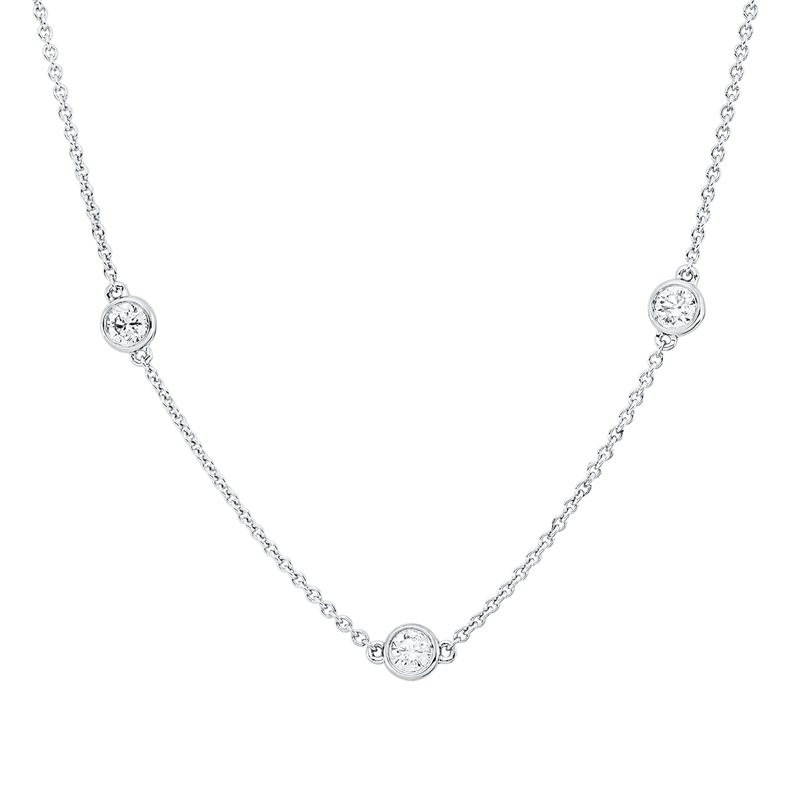 Collier    aus 750/-18 Karat Weißgold mit 13 Diamanten 1