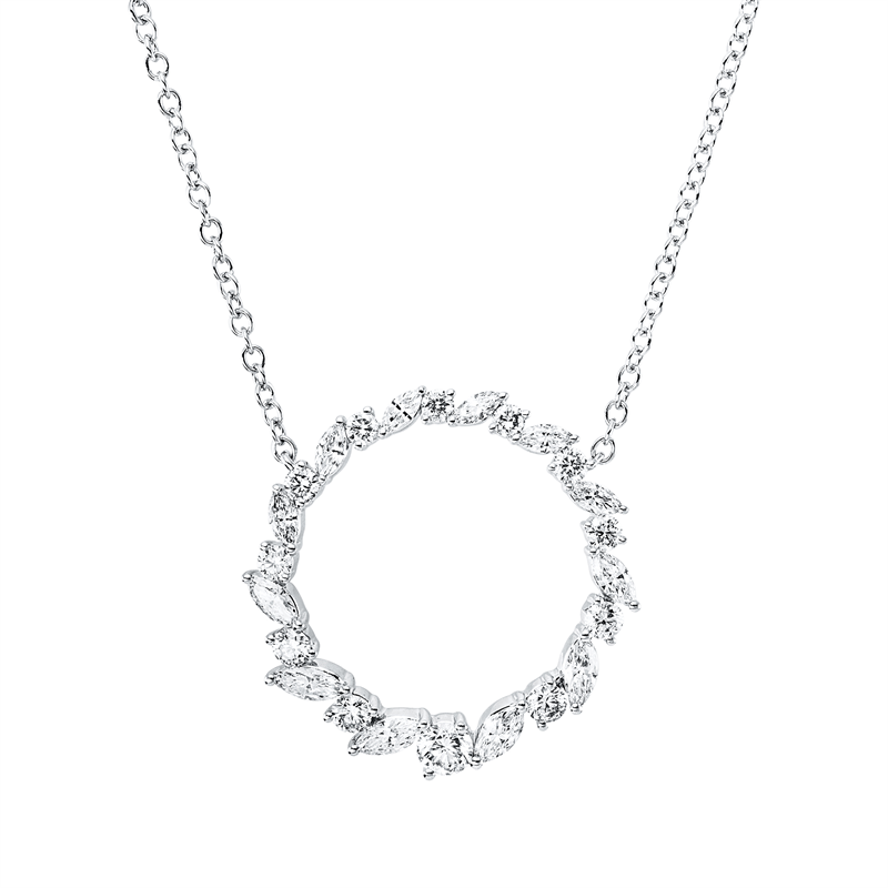 Collier    aus 750/-18 Karat Weißgold mit 24 Diamanten 1