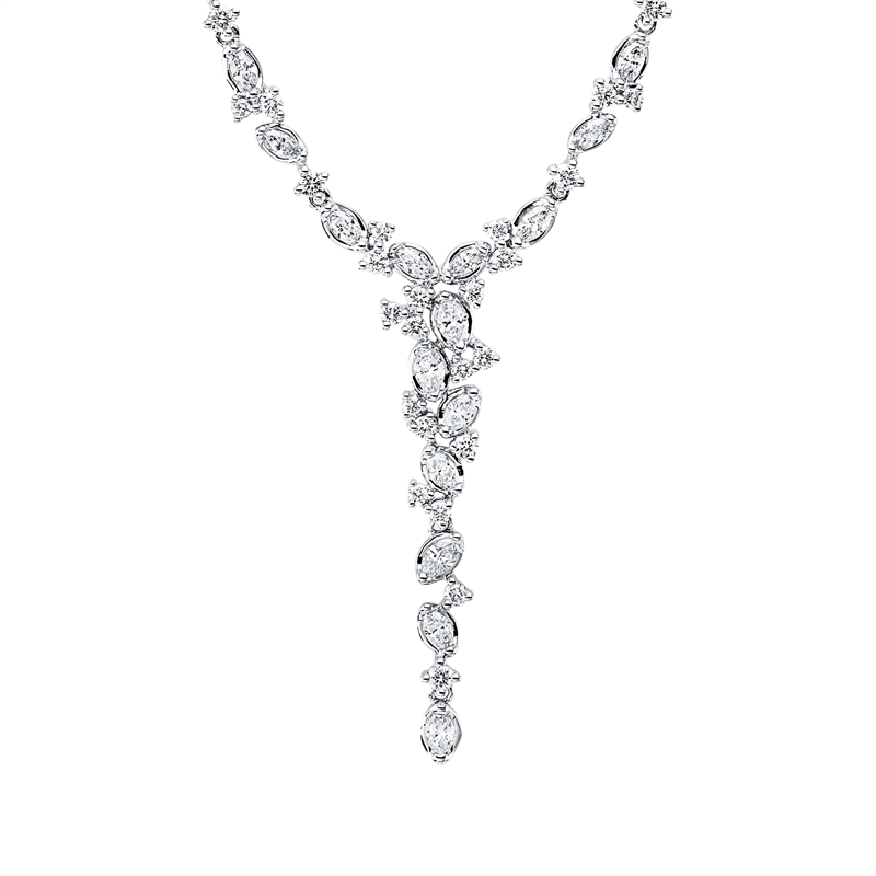 Collier    aus 750/-18 Karat Weißgold mit 42 Diamanten 1