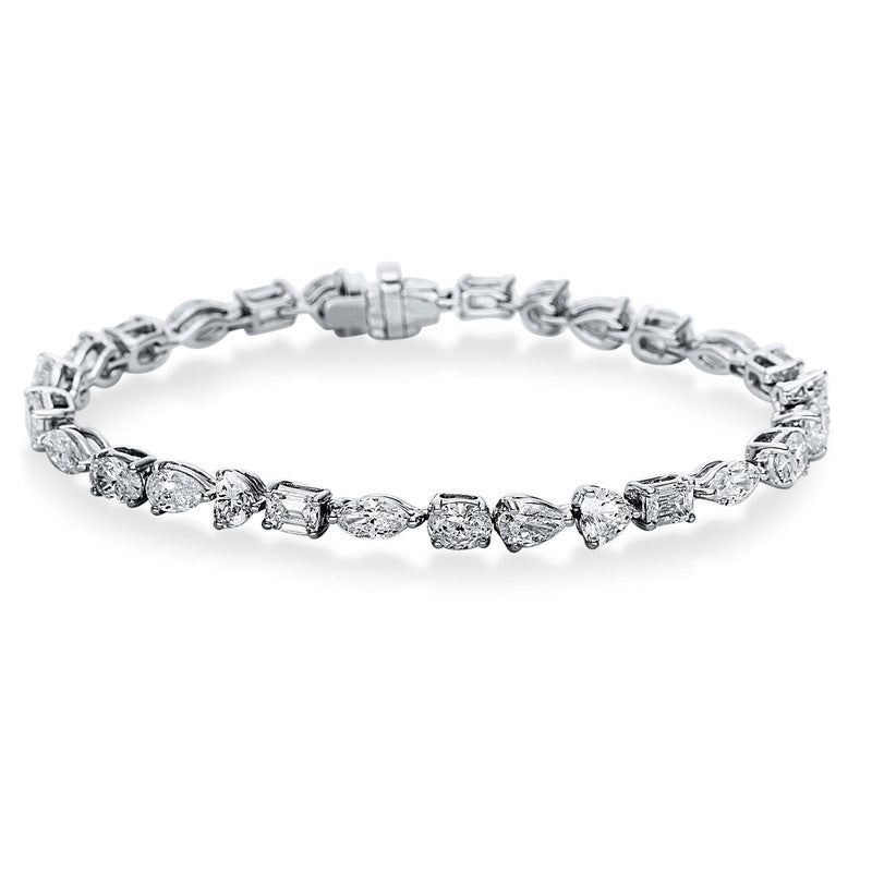 Armband    aus 750/-18 Karat Weißgold mit 28 Diamanten 8